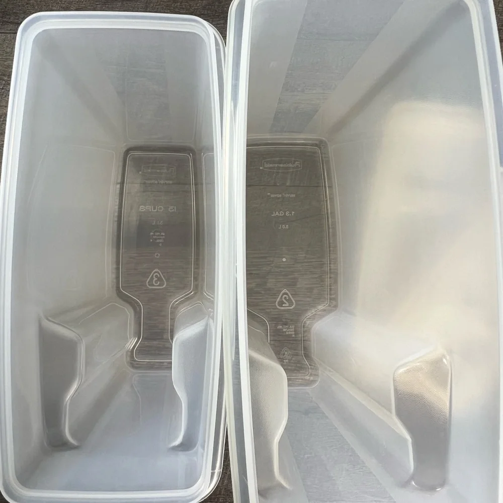 Vintage Rubbermaid‎ cereal storage containers two sizes almond lids